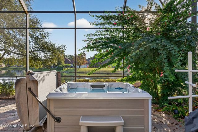 365 N LOMBARDY Loop, St. Johns, FL 32259