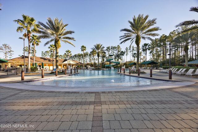 365 N LOMBARDY Loop, St. Johns, FL 32259