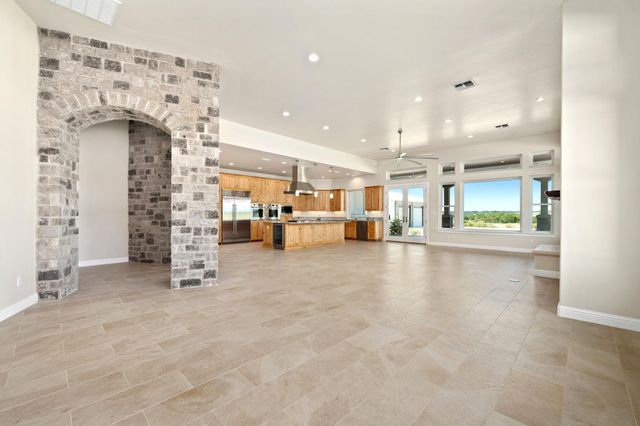 163 Floyds RUN, Bertram, TX 78605