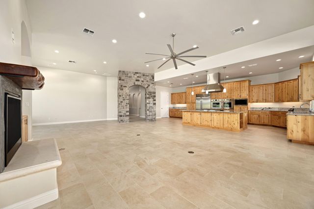 163 Floyds RUN, Bertram, TX 78605