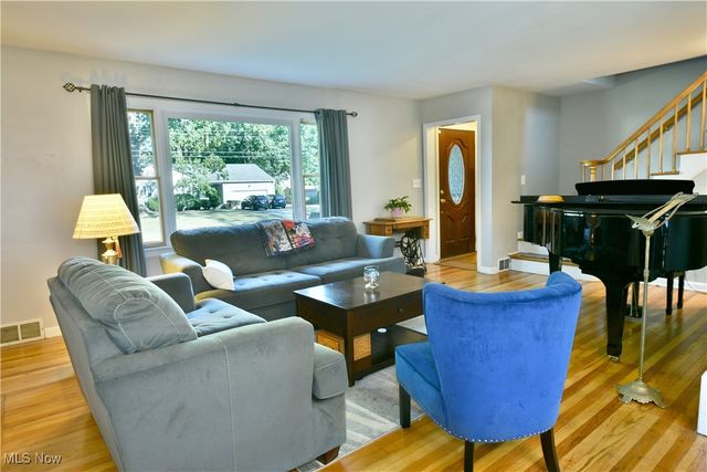 591 Belvedere Avenue NE, Warren, OH 44483