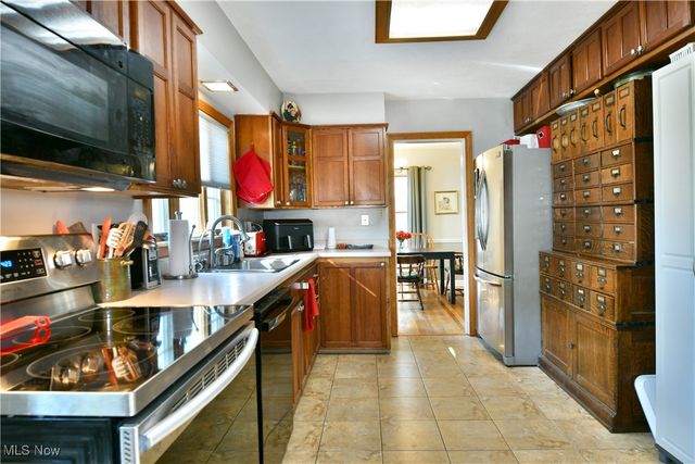 591 Belvedere Avenue NE, Warren, OH 44483