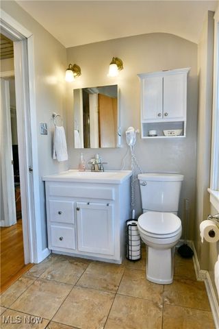 591 Belvedere Avenue NE, Warren, OH 44483