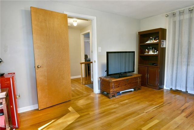 591 Belvedere Avenue NE, Warren, OH 44483