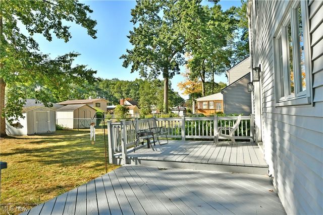 591 Belvedere Avenue NE, Warren, OH 44483