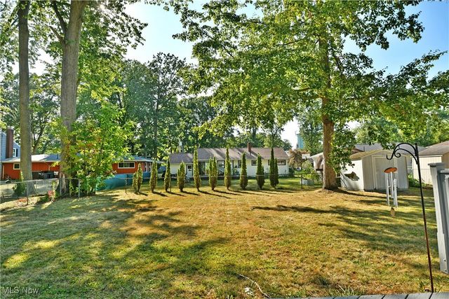 591 Belvedere Avenue NE, Warren, OH 44483