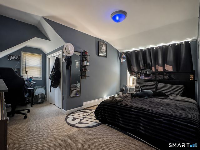 11 Belmont Circle, Danbury, CT 06810