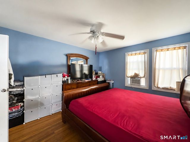 11 Belmont Circle, Danbury, CT 06810
