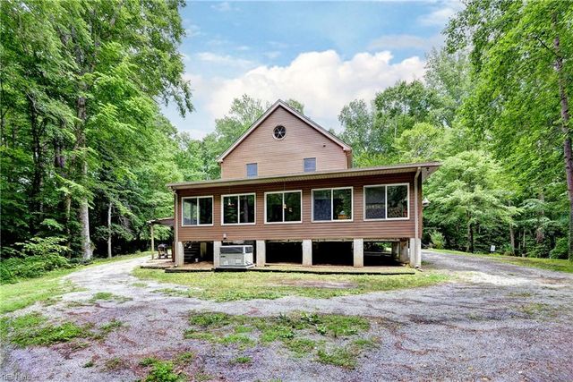 631 Rocky Bottom RD, Spring Grove, VA 23881