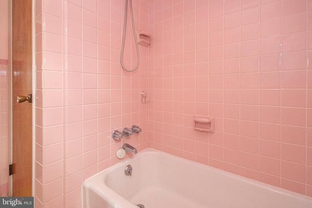 812 E WALNUT ST, Perkasie, PA 18944