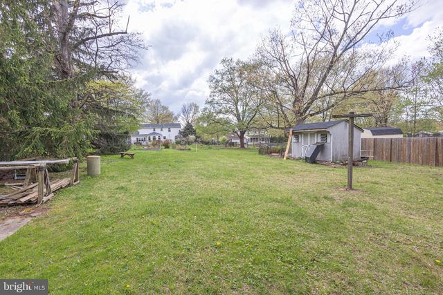 812 E WALNUT ST, Perkasie, PA 18944