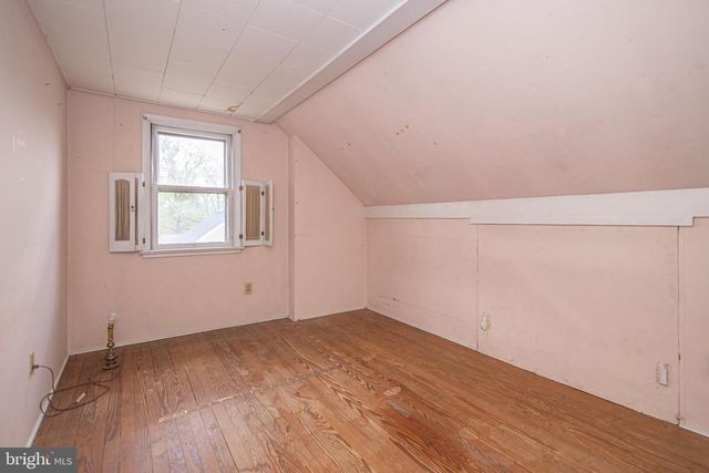 812 E WALNUT ST, Perkasie, PA 18944