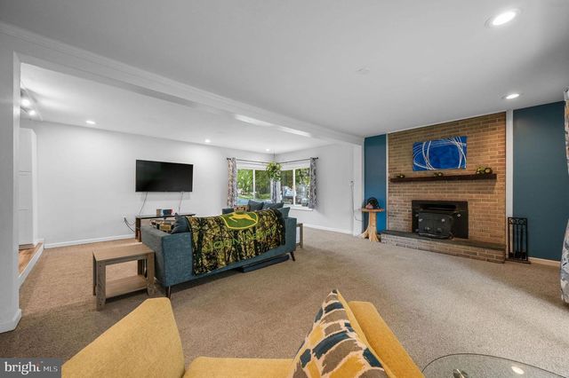 910 WILSON DR, Dover, DE 19904