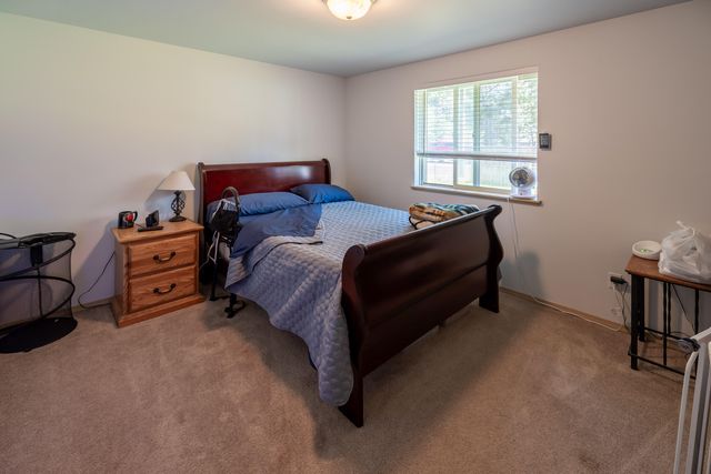 15610 Burgess Road, La Pine, OR 97739