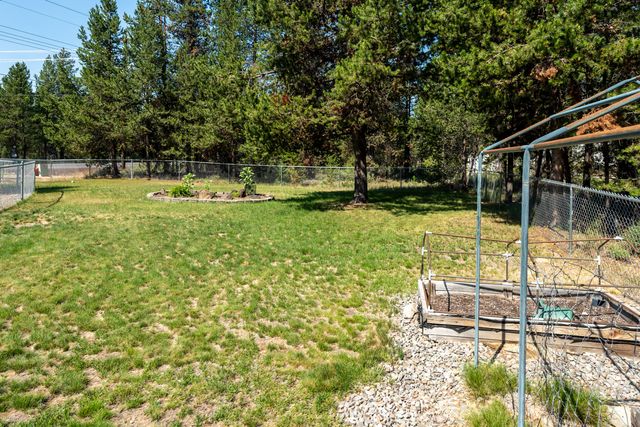 15610 Burgess Road, La Pine, OR 97739