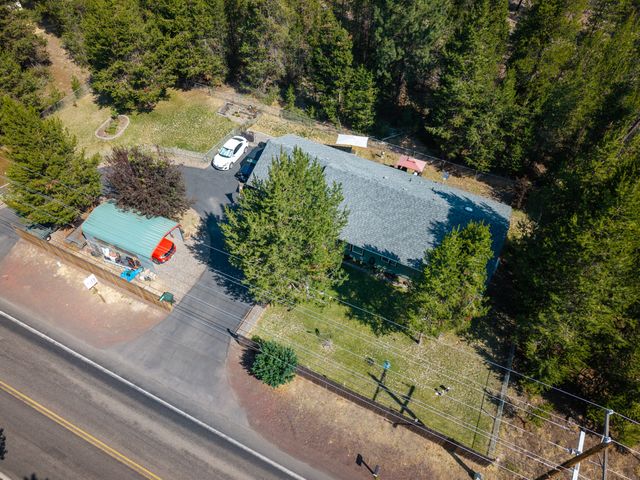 15610 Burgess Road, La Pine, OR 97739