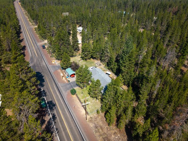 15610 Burgess Road, La Pine, OR 97739