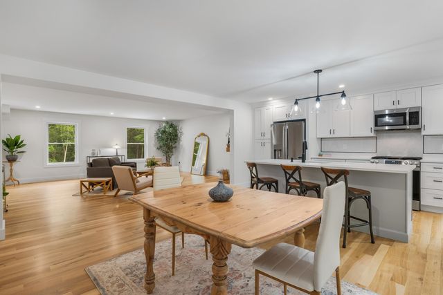 102 Jenness Rd Unit B, Epping, NH 03042
