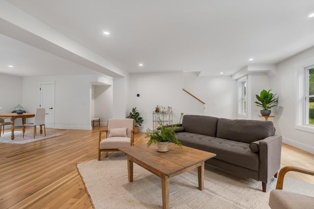 102 Jenness Rd Unit B, Epping, NH 03042