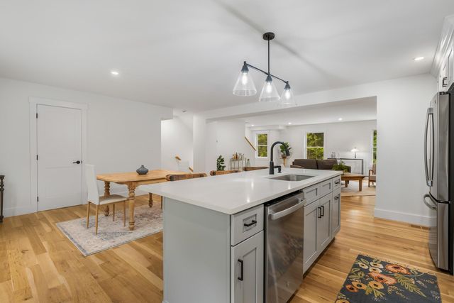 102 Jenness Rd Unit B, Epping, NH 03042