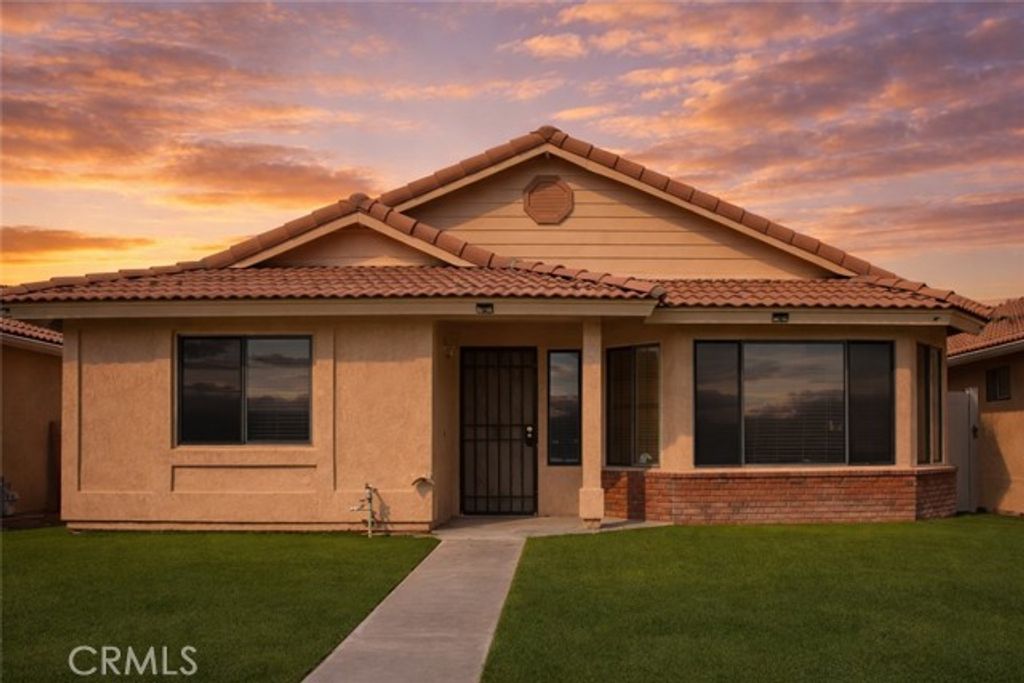 2750 La Paz, Hemet, CA 92545
