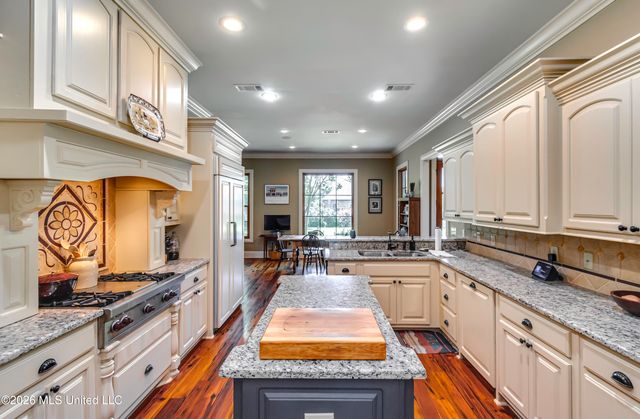 115 Chartres Drive, Madison, MS 39110