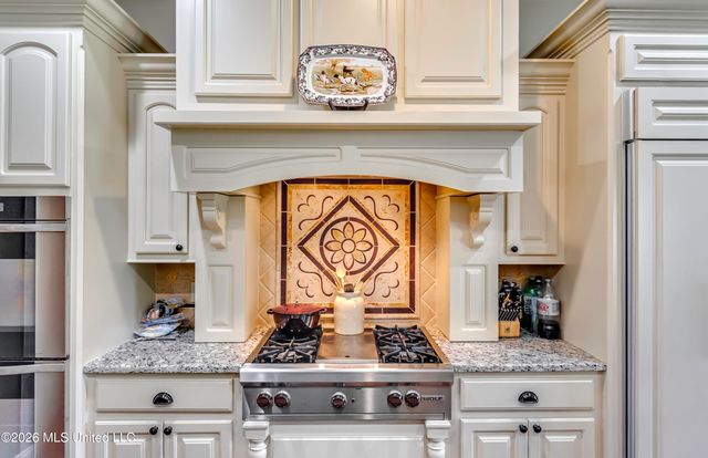 115 Chartres Drive, Madison, MS 39110