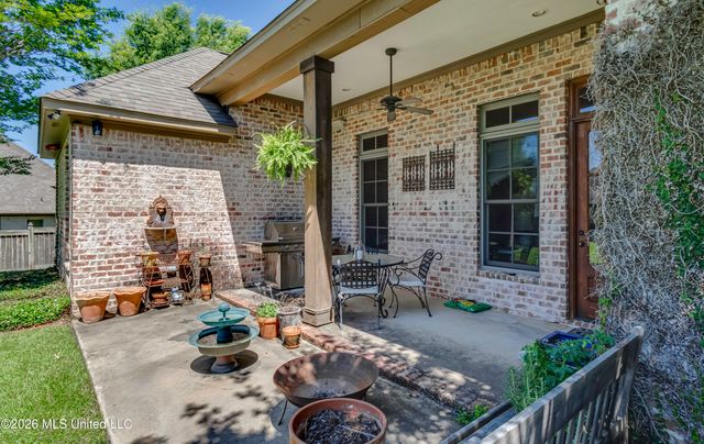 115 Chartres Drive, Madison, MS 39110