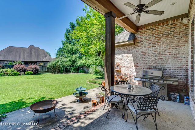 115 Chartres Drive, Madison, MS 39110