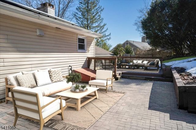 8 S White Birch Ter, Sparta Twp., NJ 07871