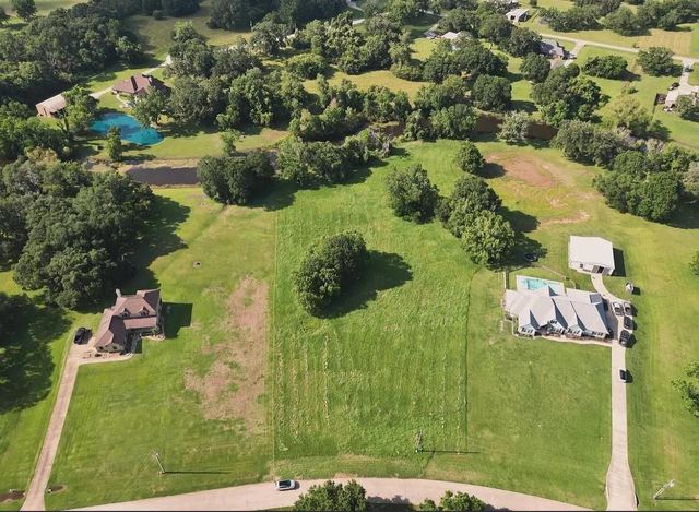 1223 Mill Road, Angleton, TX 77515