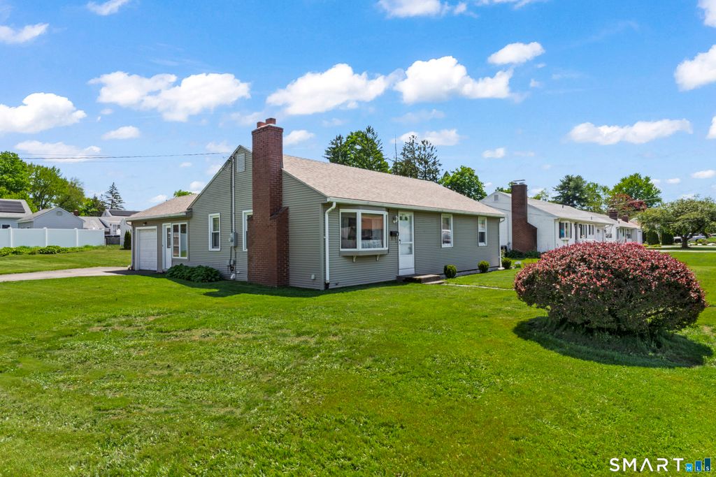 5 York Road, Berlin, CT 06037