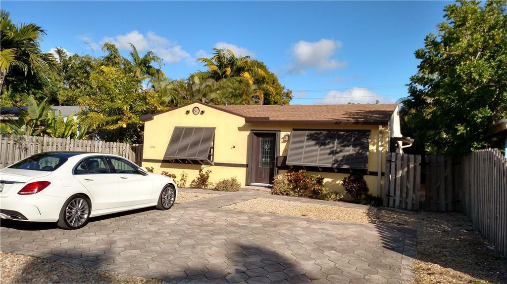 1324 NE 16th Terrace, Fort Lauderdale, FL 33334