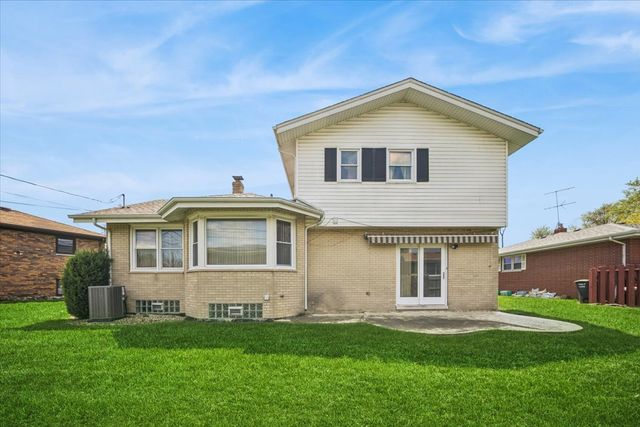 2316 185th Place, Lansing, IL 60438