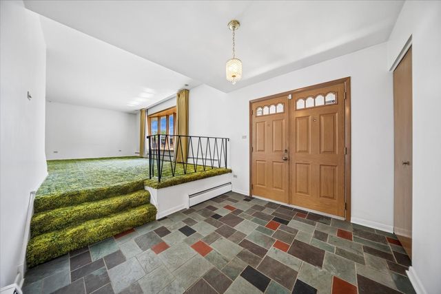 2316 185th Place, Lansing, IL 60438