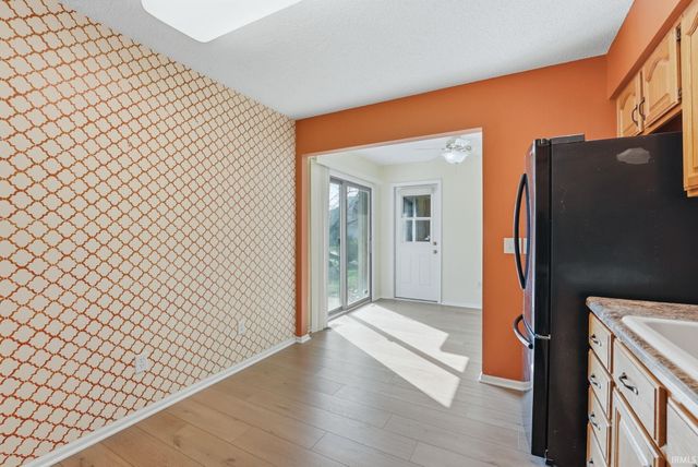 8028 Harrisburg Lane, Fort Wayne, IN 46835