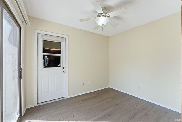 8028 Harrisburg Lane, Fort Wayne, IN 46835