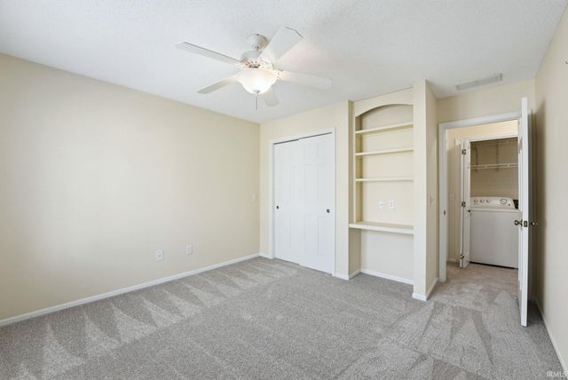 8028 Harrisburg Lane, Fort Wayne, IN 46835