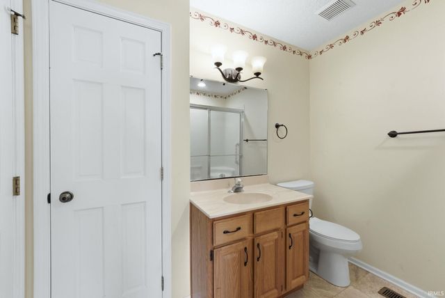 8028 Harrisburg Lane, Fort Wayne, IN 46835