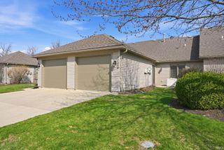 8028 Harrisburg Lane, Fort Wayne, IN 46835