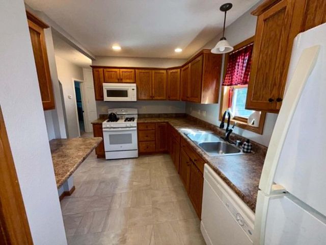 210 Academy Street, Fox Lake, WI 53933