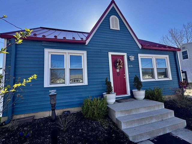 210 Academy Street, Fox Lake, WI 53933