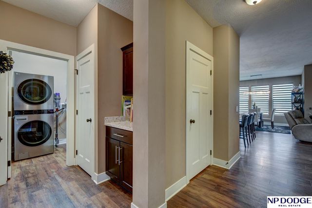 878 N HWS Cleveland Boulevard, Elkhorn, NE 68022