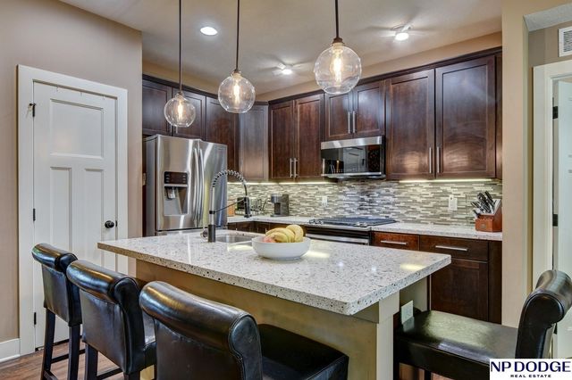878 N HWS Cleveland Boulevard, Elkhorn, NE 68022