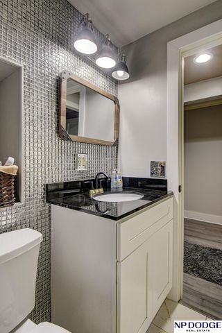 878 N HWS Cleveland Boulevard, Elkhorn, NE 68022