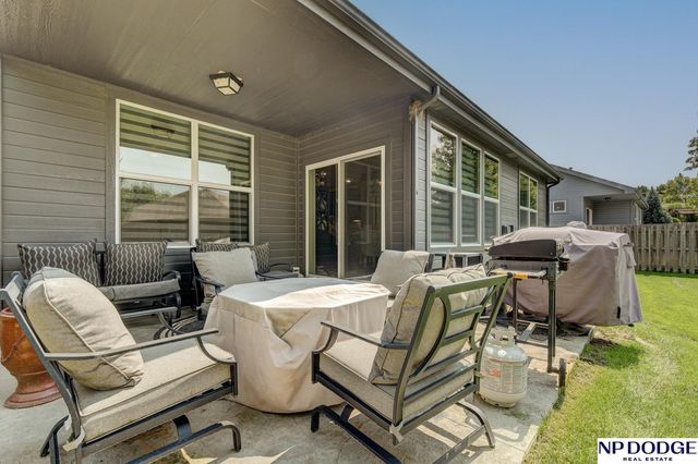 878 N HWS Cleveland Boulevard, Elkhorn, NE 68022