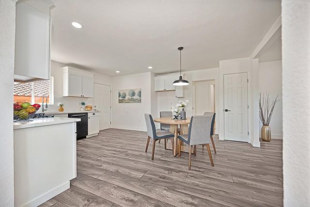 640 Eleanor Ave, Sacramento, CA 95815