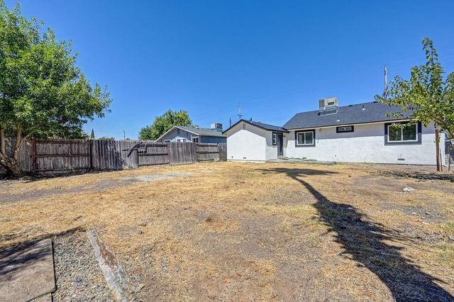 640 Eleanor Ave, Sacramento, CA 95815