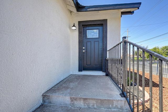640 Eleanor Ave, Sacramento, CA 95815