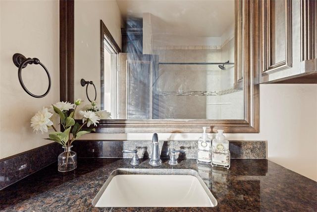 2324 Merlot Court, Edmond, OK 73012